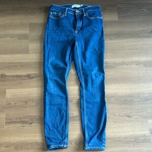 Vineyard Vines High Rise Skinny jeans